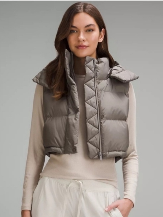 lululemon athletica Jackets & Blazers - Lululemon WARM ASH GREY Wunder Puff Super-Cropped goose down Vest size 8